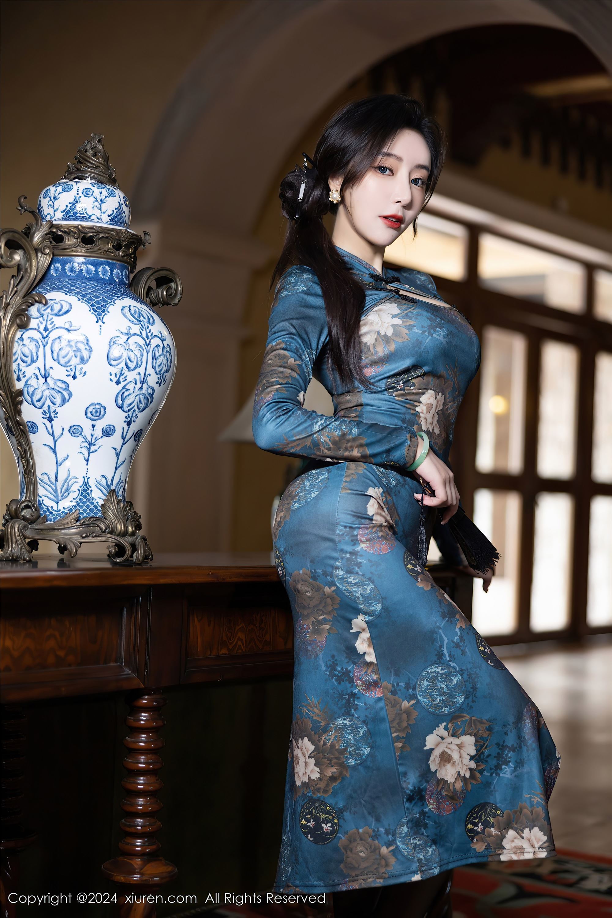 Xiuren秀人网 2024.04.19 NO.8425 王馨瑶yanni